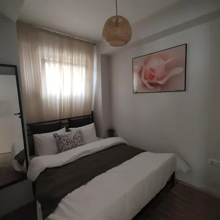 Veronica's Apartament *